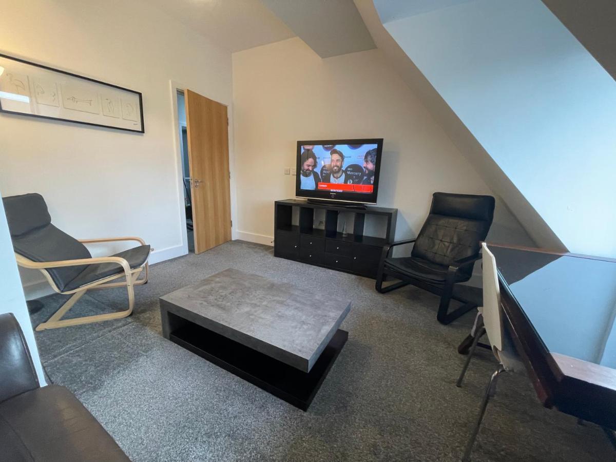 2 Bedroom 2 Bathroom Apartment 8 Including Free Parking Μπρόμλεϊ Εξωτερικό φωτογραφία